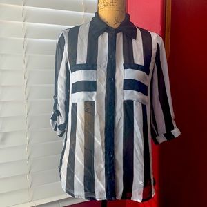 iZ Byer long sleeve blouse, size S